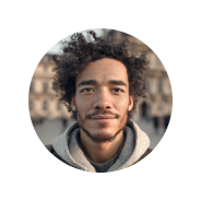 Portrait de garçon souriant